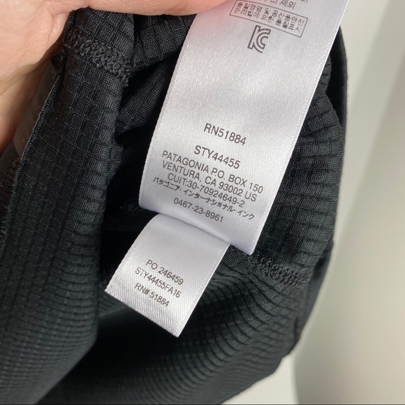 PATAGONIA Mid-weight Capilene Zip Neck Baselayer - Picture 7 of 10